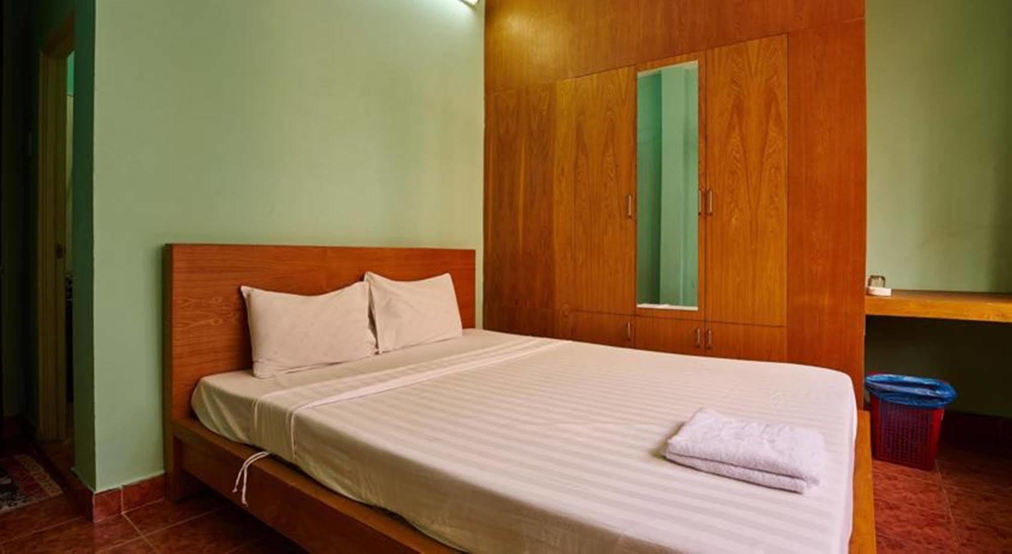 Ha Vy Hotel Хошимін Екстер'єр фото