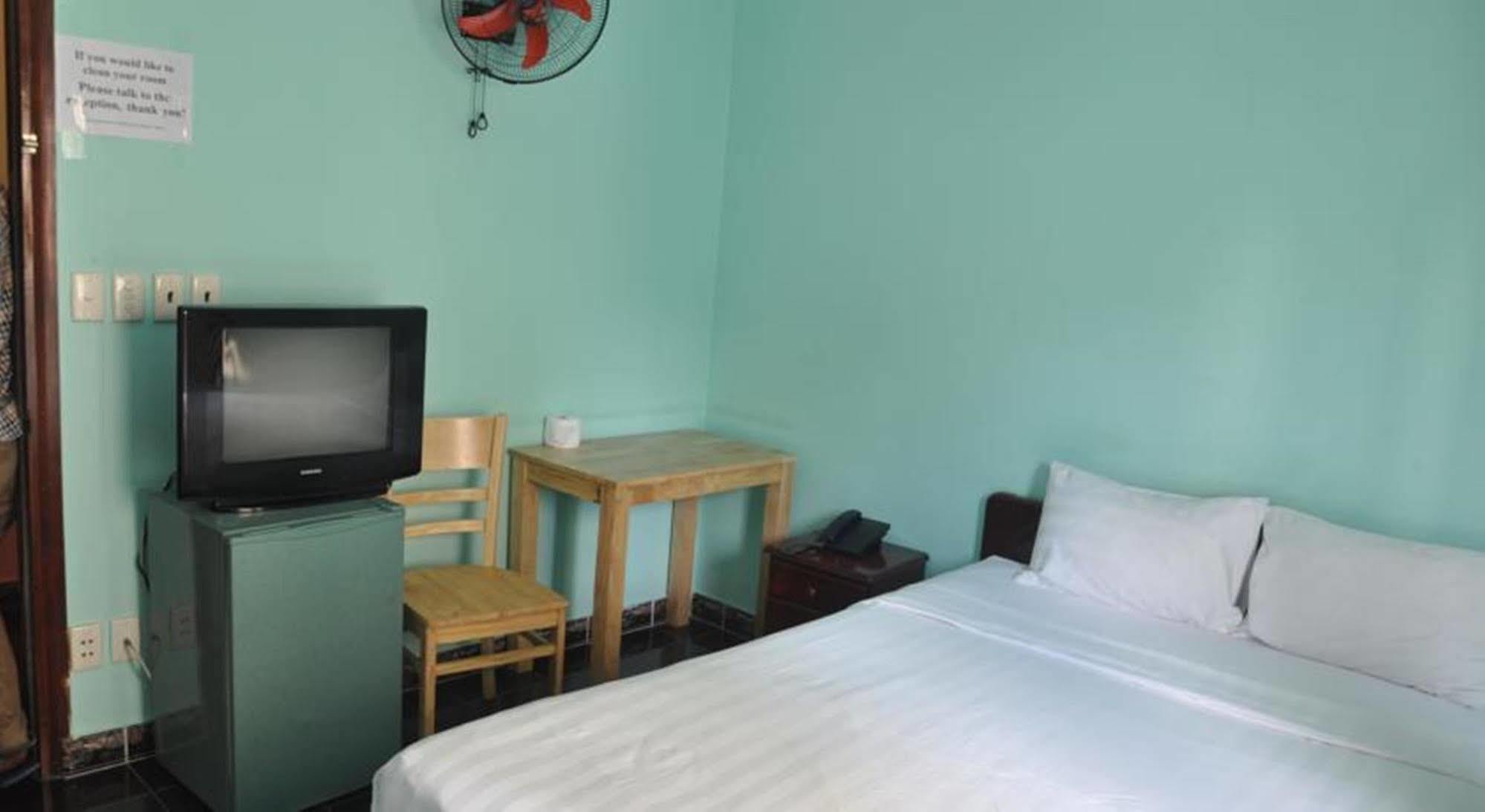 Ha Vy Hotel Хошимін Екстер'єр фото